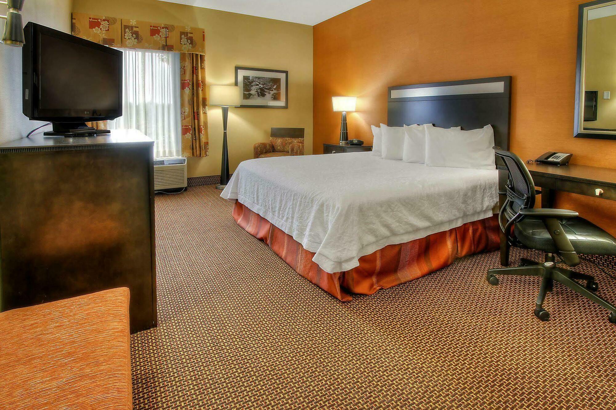 Hampton Johnstown Inn