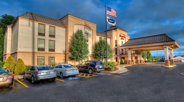 Inn Hampton Johnstown Geistown